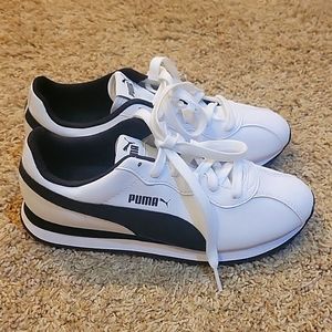 Puma Women Turin II White Shoes Sneakers, New, Size 6